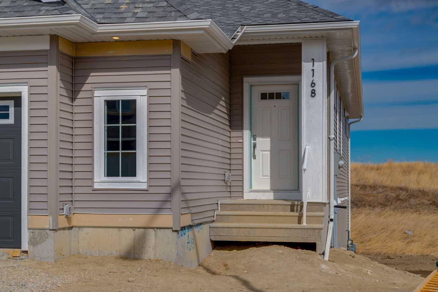 Crossfield, AB T0M 0S0,1168 Iron Ridge AVE