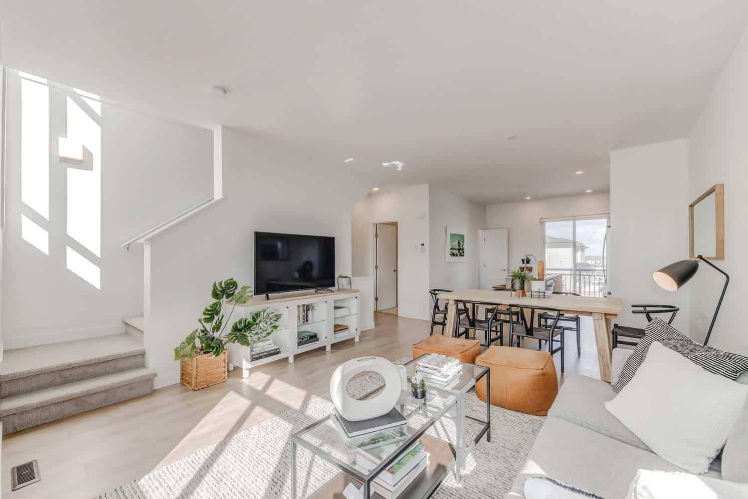 Calgary, AB T2X 4P2,857 Belmont DR Southwest #317