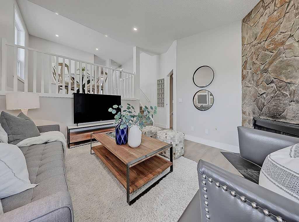 Calgary, AB T3K 3L4,20 Bedfield Close Northeast