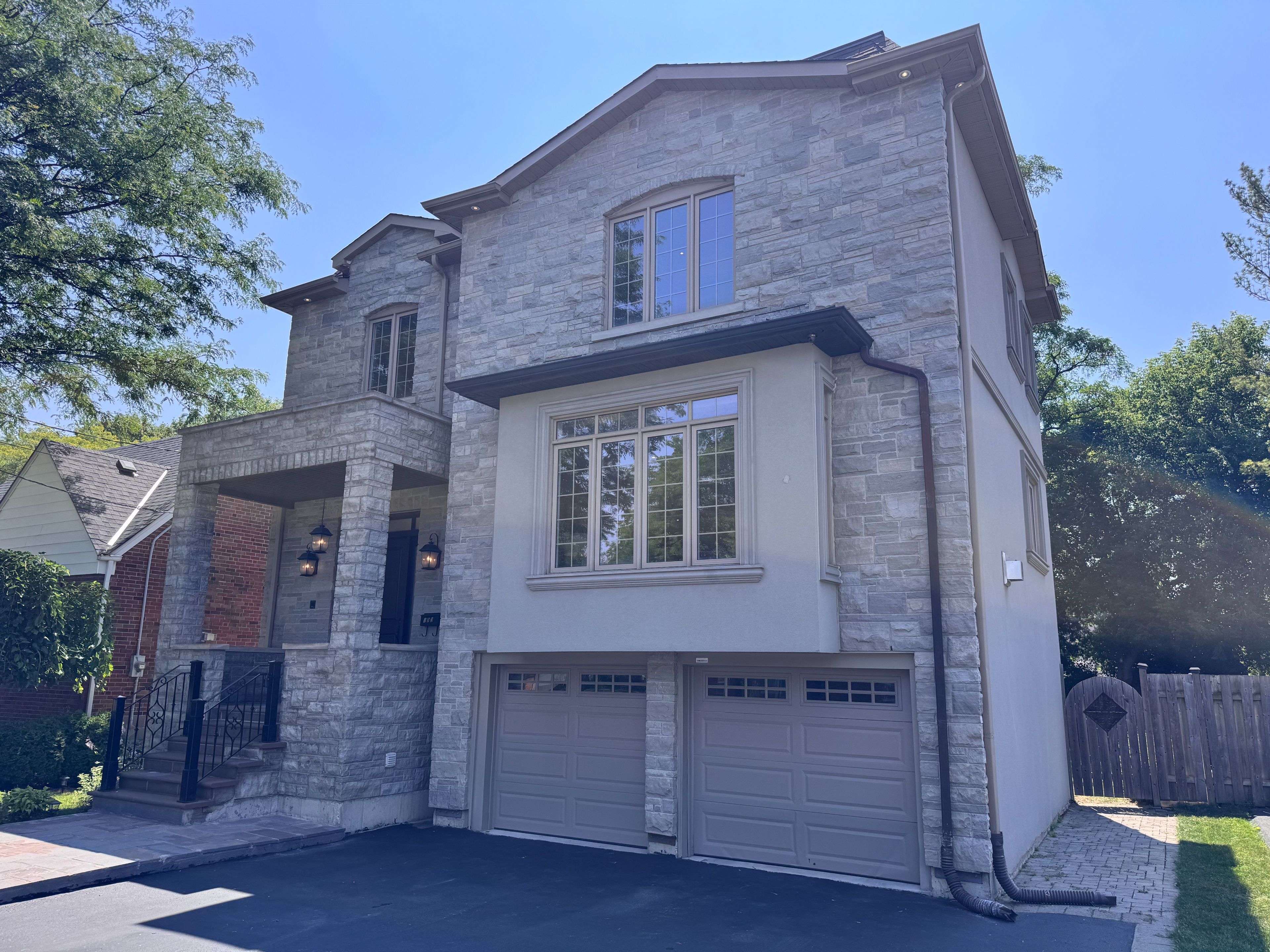 Toronto C07, ON M2N 1L1,193 Bogert AVE