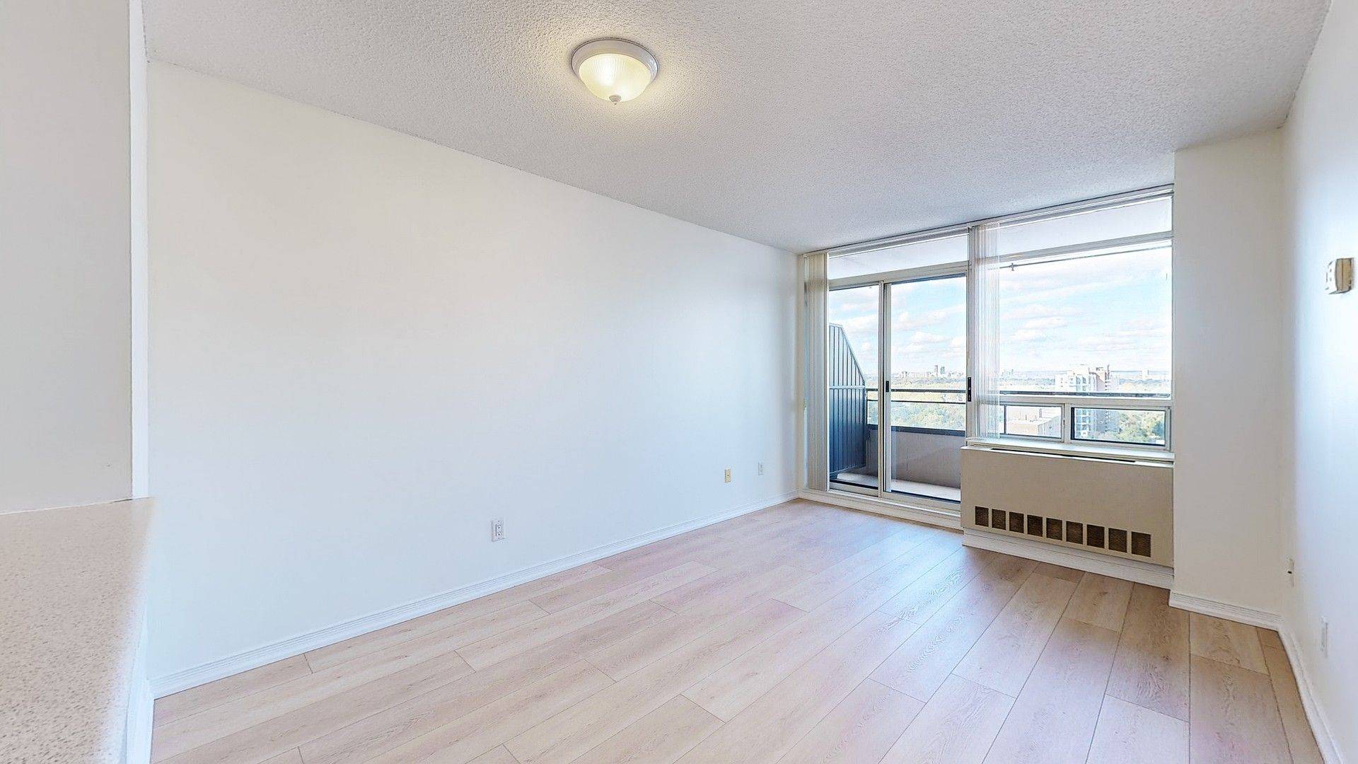 Toronto C07, ON M2N 7C6,155 Beecroft RD #2208