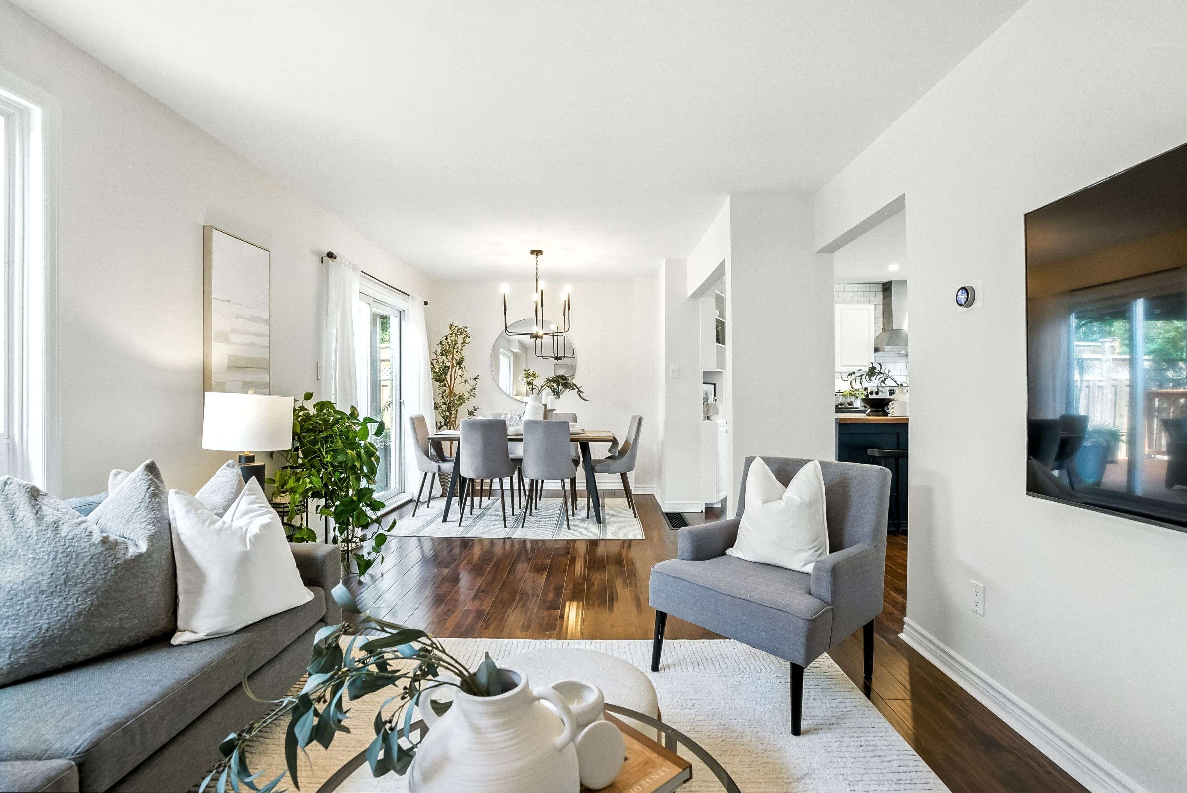 Oshawa, ON L1G 7G6,368 Burnley CT
