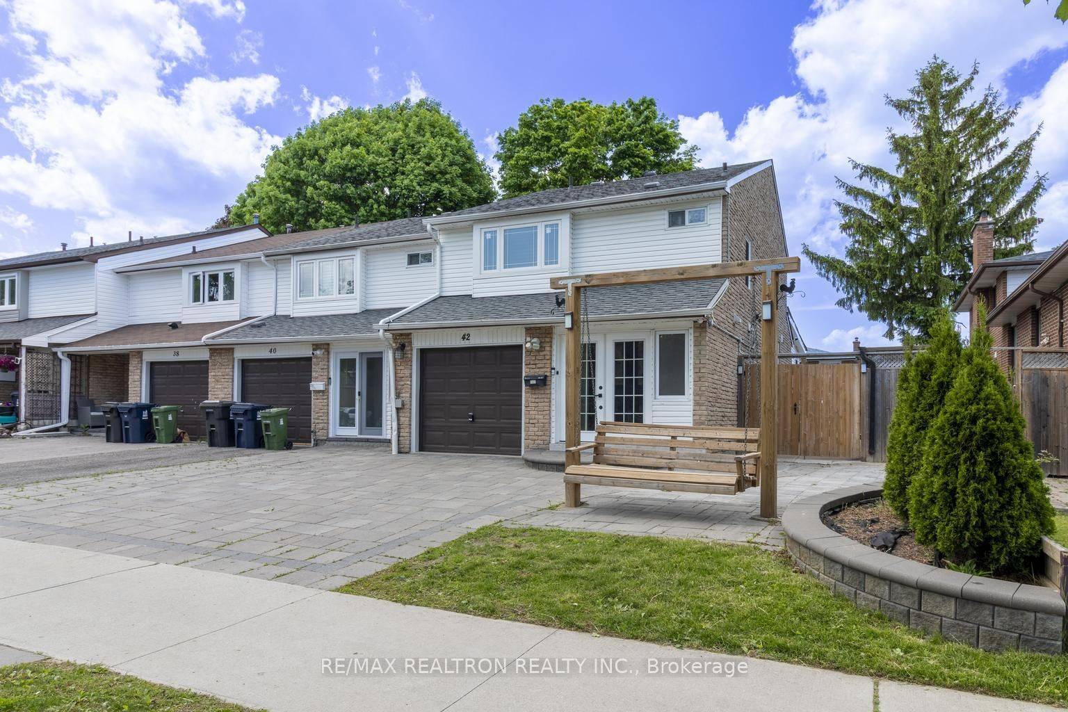 Toronto E11, ON M1B 2X1,42 Verne CRES