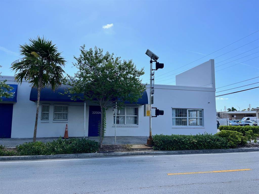 3200A NE 33rd St #3200A, Oakland Park, FL 33334