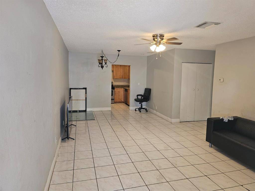 Coral Springs, FL 33065,11560 NW 37th Street
