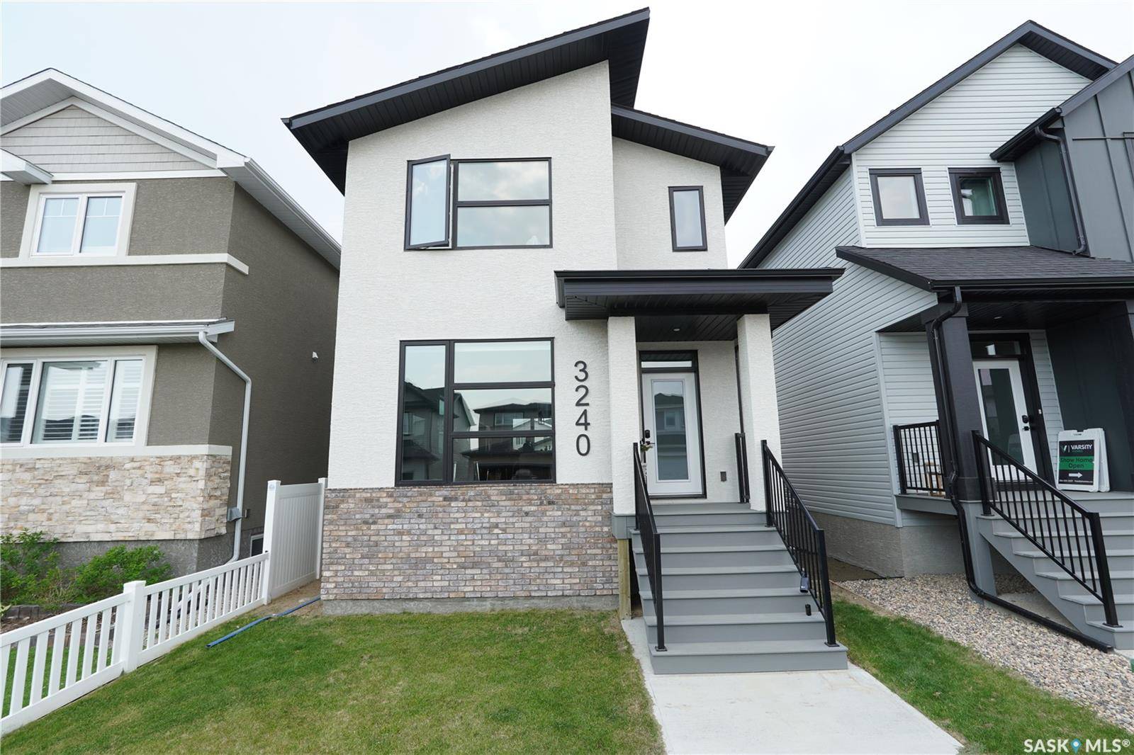 3240 Green Water DRIVE, Regina, SK S4V 3R5