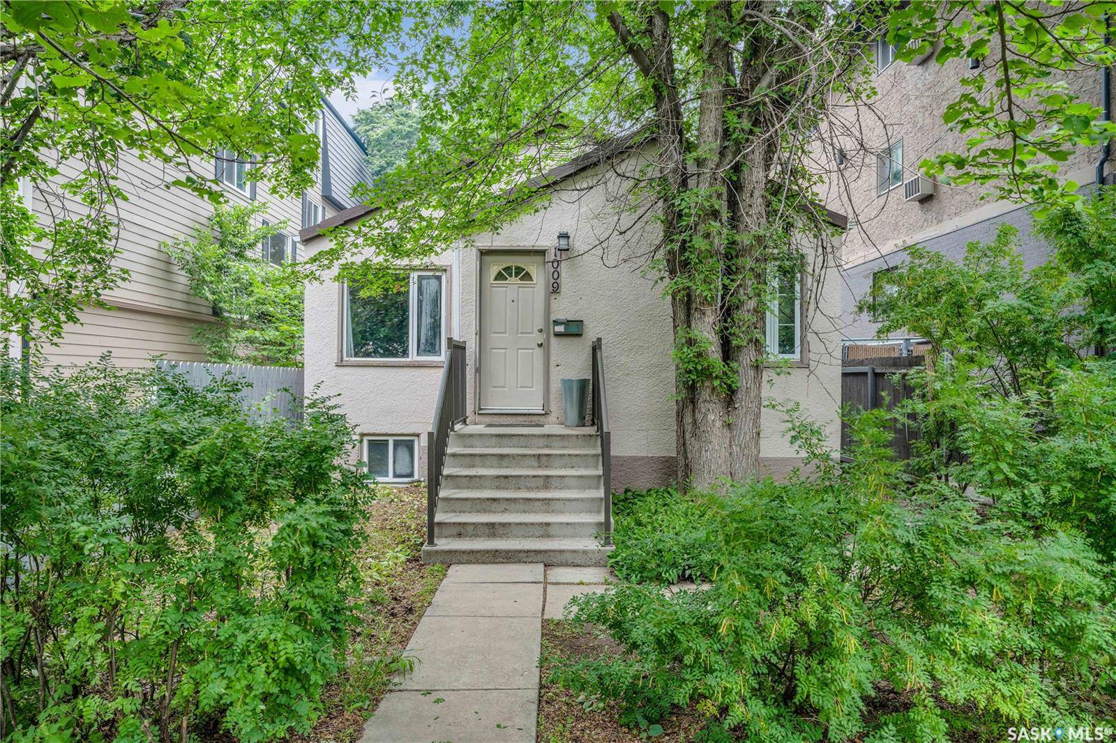 1009 Lansdowne AVENUE, Saskatoon, SK S7H 2C2