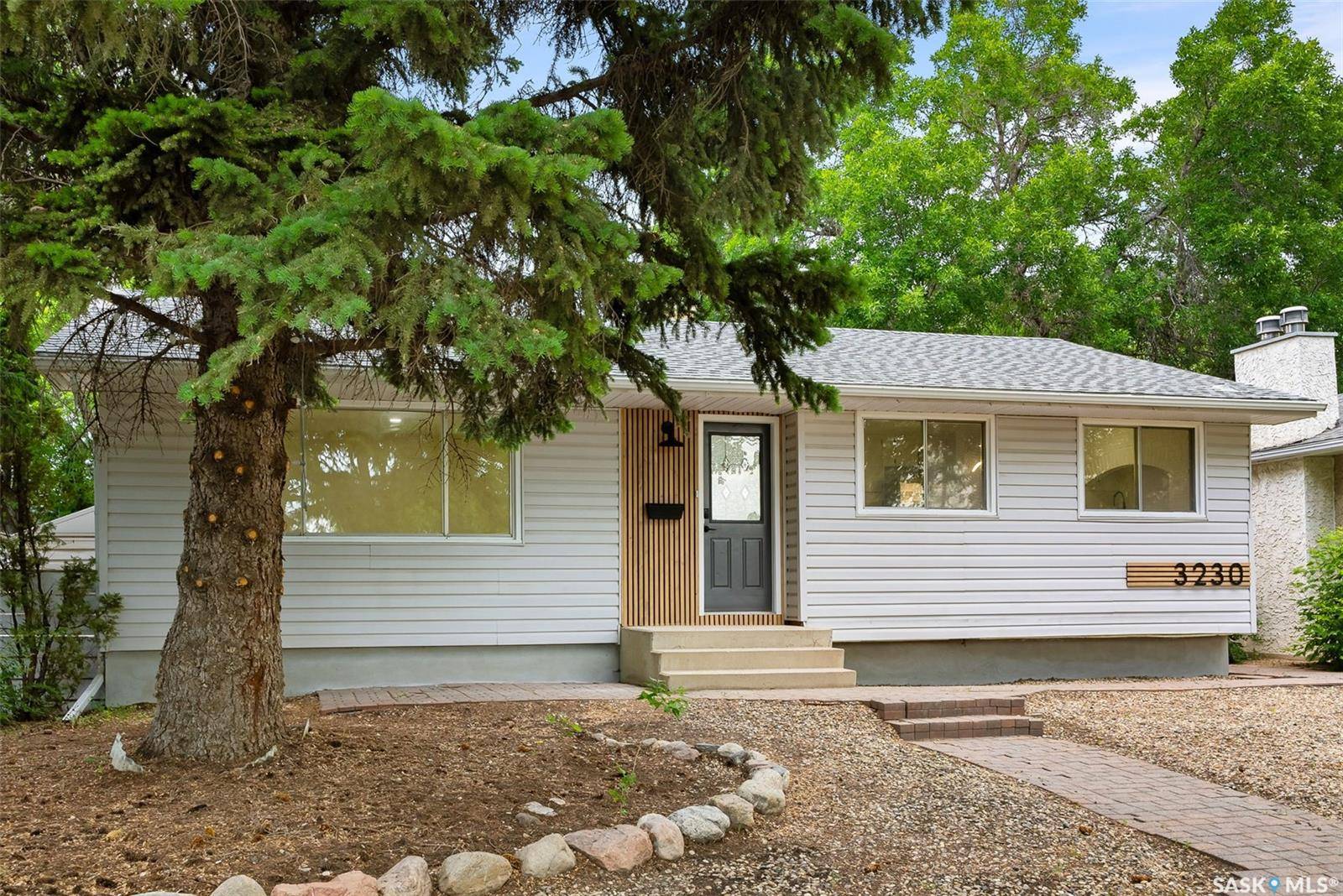 Regina, SK S4R 0P6,3230 6th AVENUE N