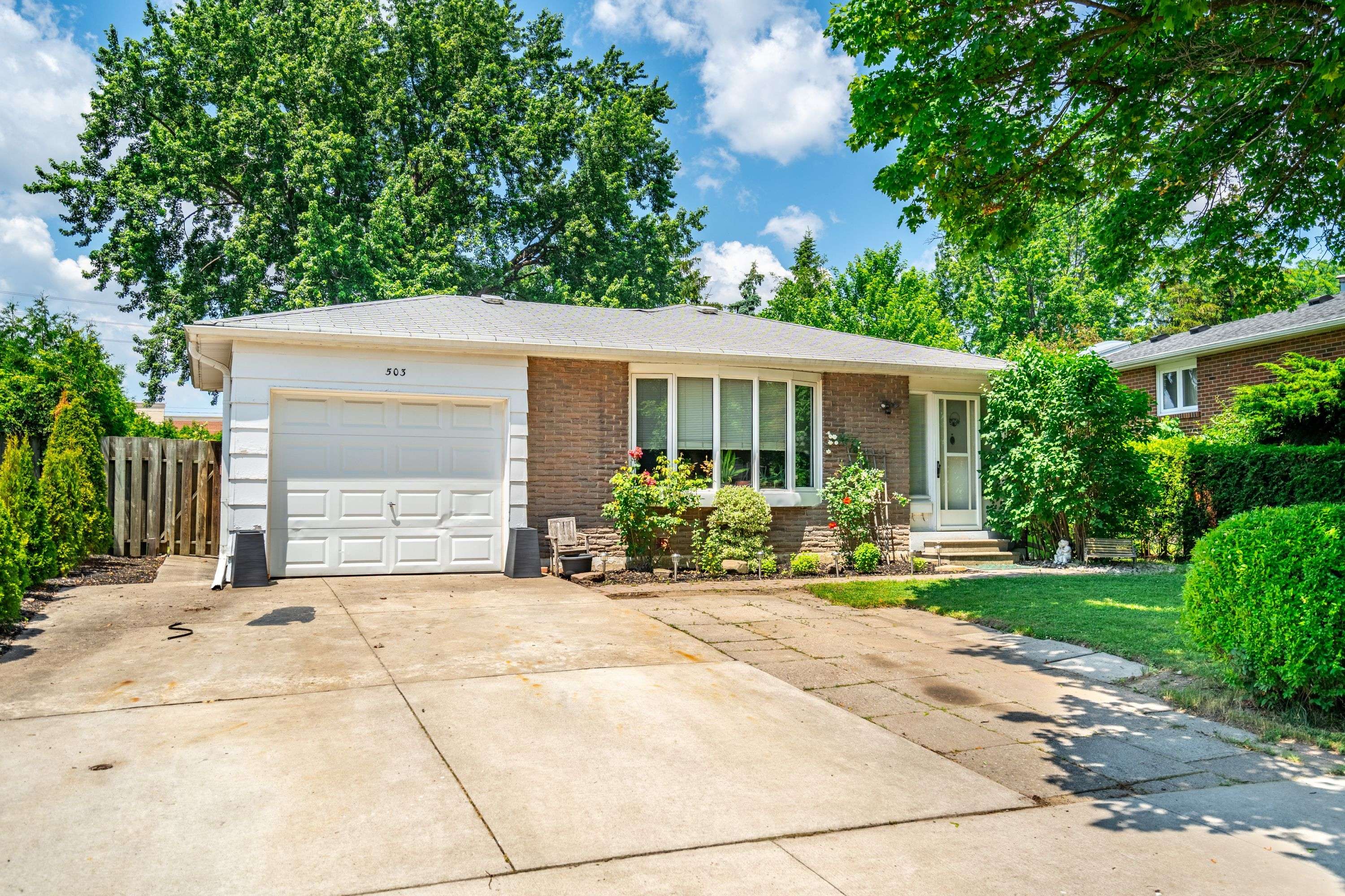 Oakville, ON L6J 2K7,503 Bohemia CRES