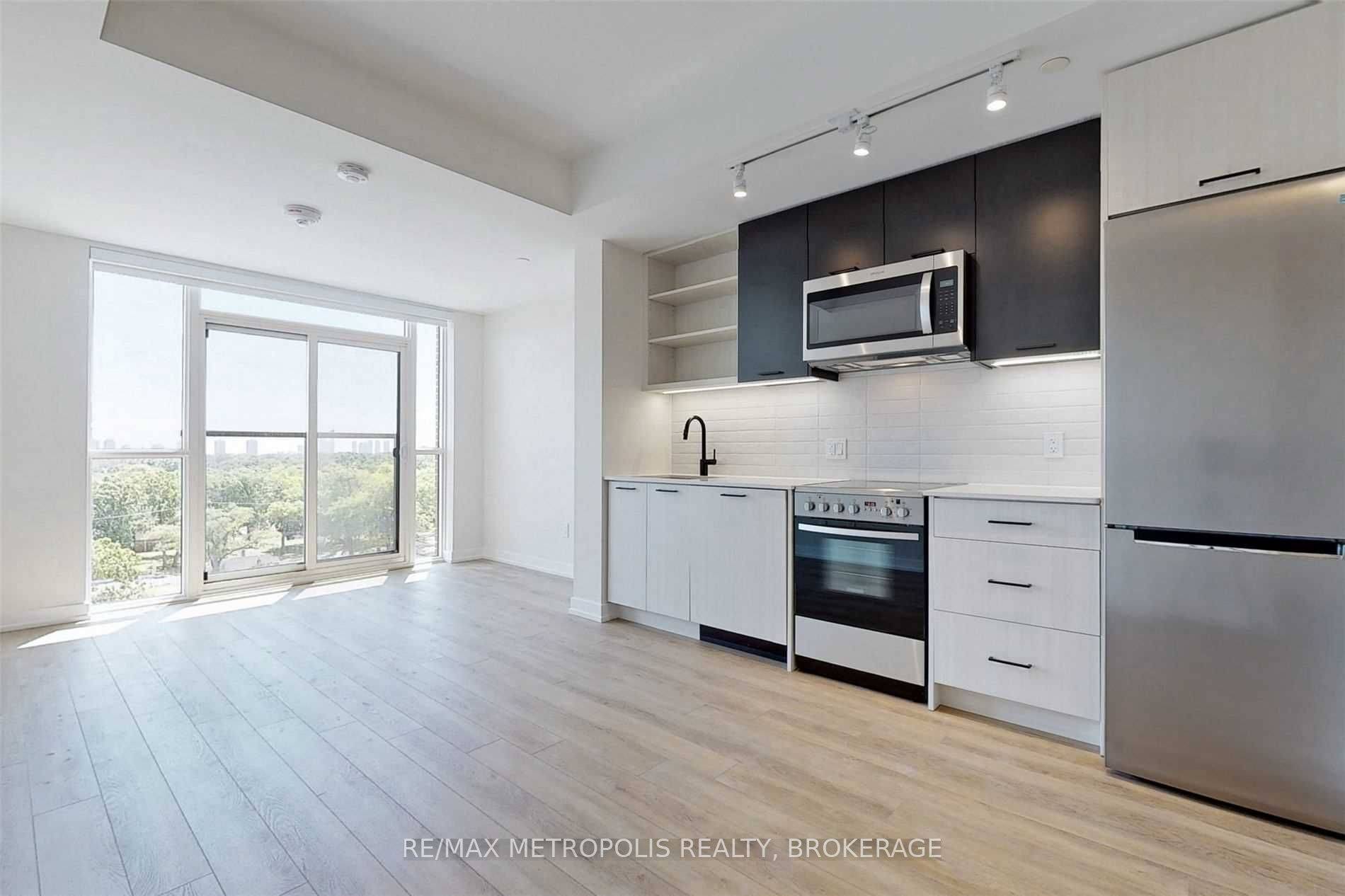 Toronto W02, ON M6N 0B3,2300 St Clair AVE W #807