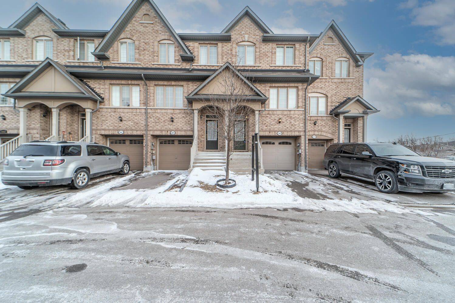 Mississauga, ON L5V 0E1,1449 Granrock CRES