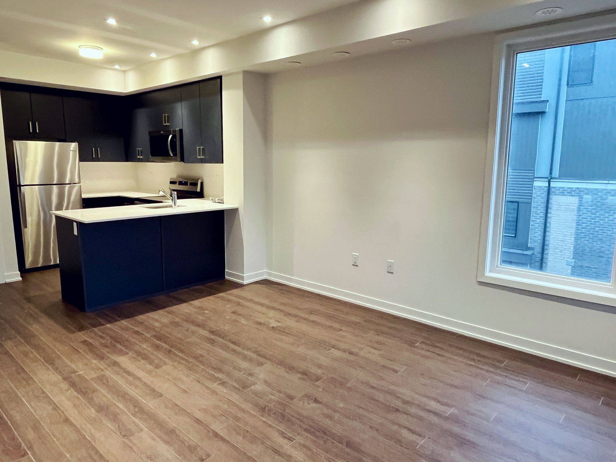 Mississauga, ON L5L 0B9,3409 Ridgeway DR #19