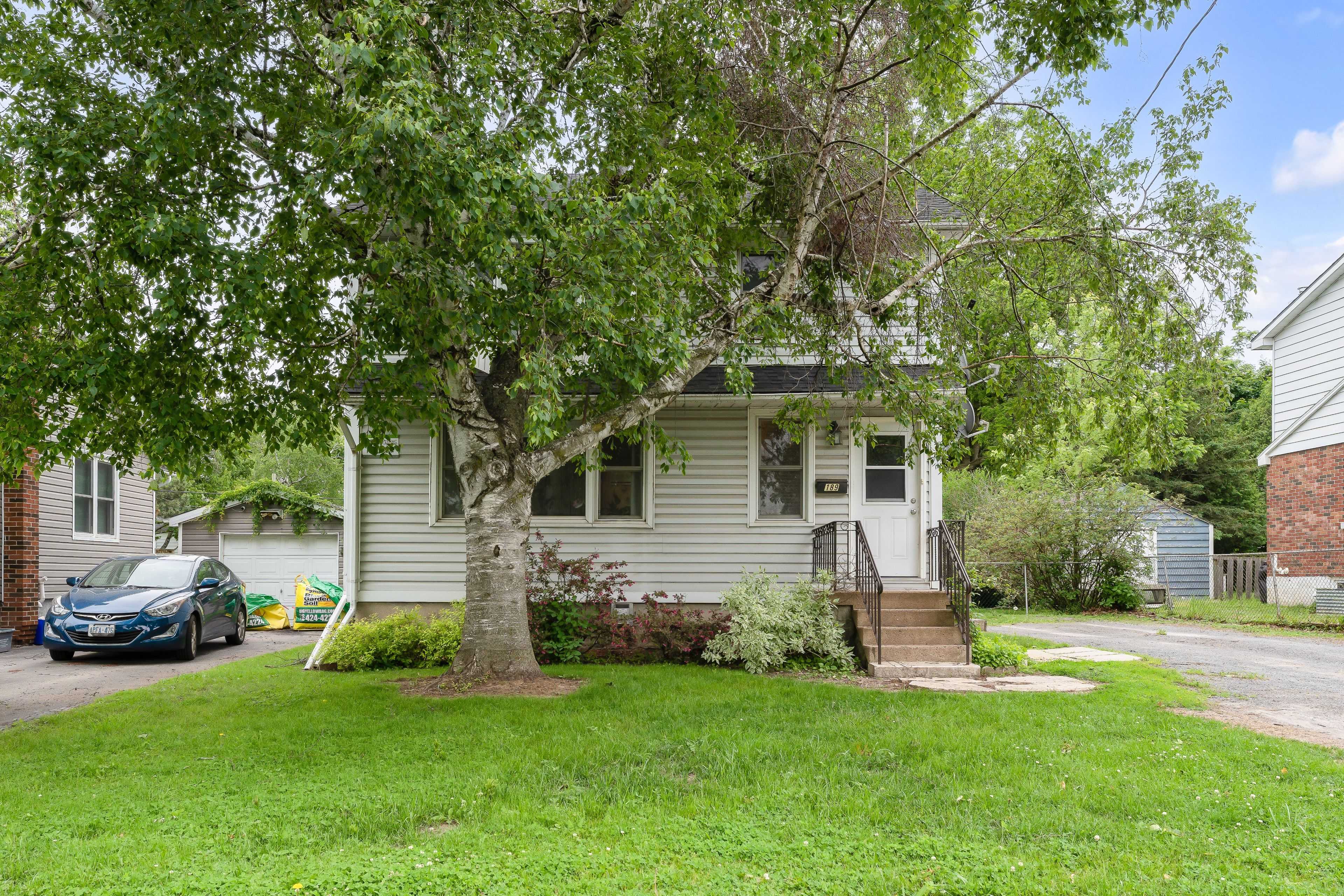 189 Hawthorne AVE, Kingston, ON K7M 1Z3