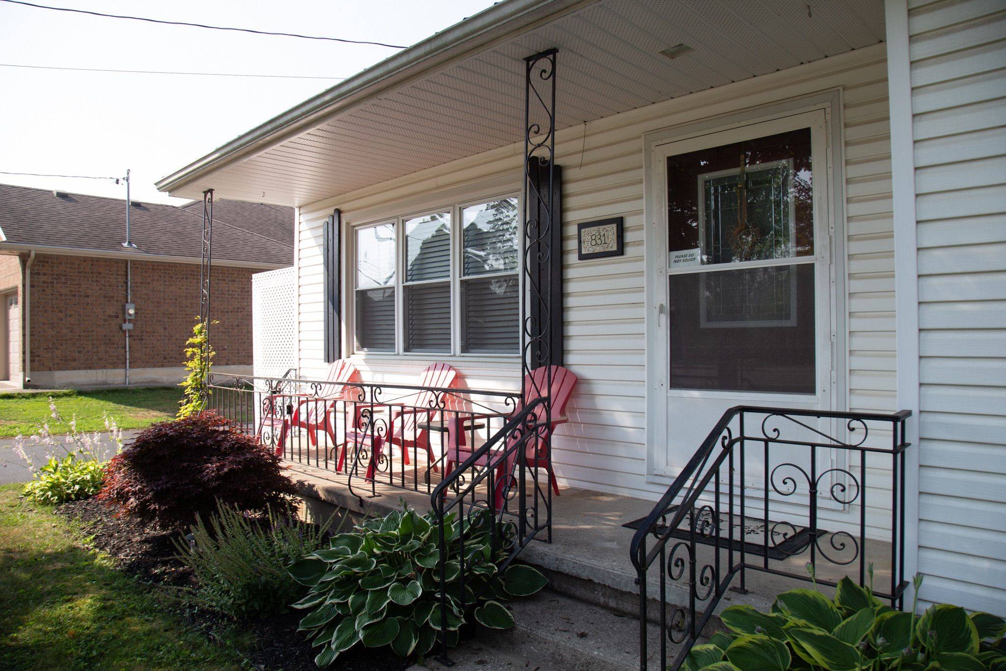Norfolk, ON N0A 1N0,831 Main ST