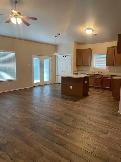 Forney, TX 75126,211 Freedom Trail