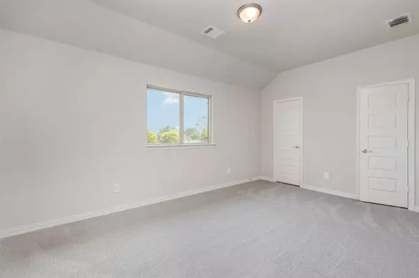 Red Oak, TX 75154,180 CRYSTAL LAKE Lane