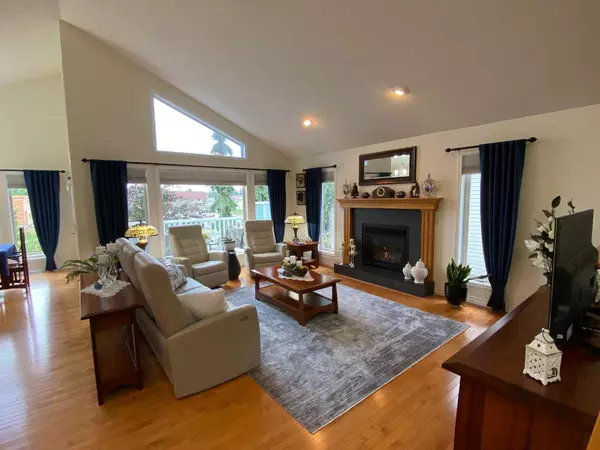 Brooks, AB T1A 0A8,79 Park PL West