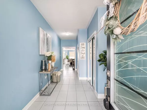 Whitby, ON L1R 0N8,28 Donald Fleming WAY #147