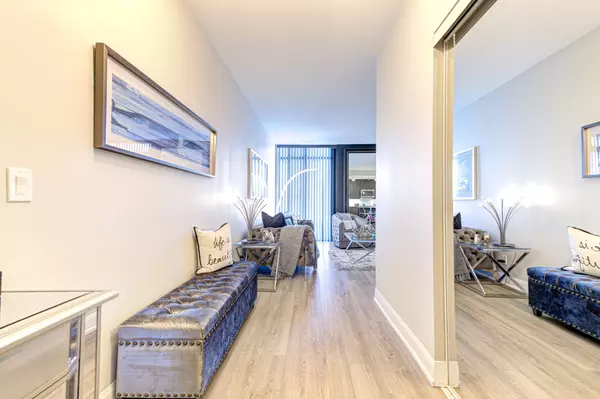 Vaughan, ON L4K 0H8,2910 Highway 7 RD #313