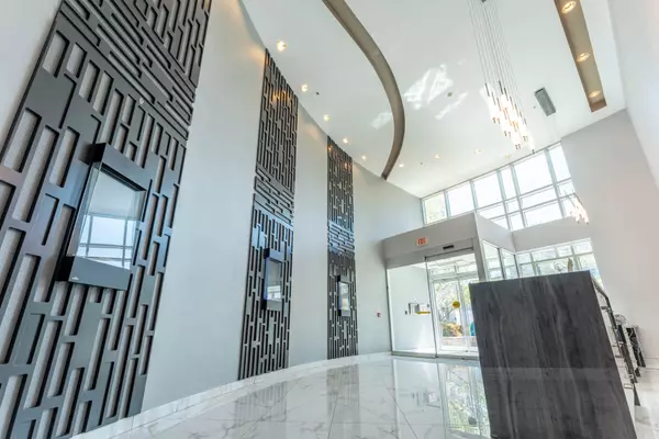 Mississauga, ON L4Z 0A5,80 Absolute AVE #1210