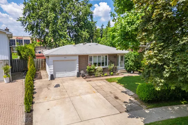 Oakville, ON L6J 2K7,503 Bohemia CRES