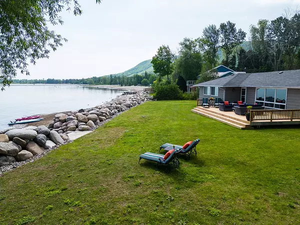 139 Teskey DR, Blue Mountains, ON N0H 1J0