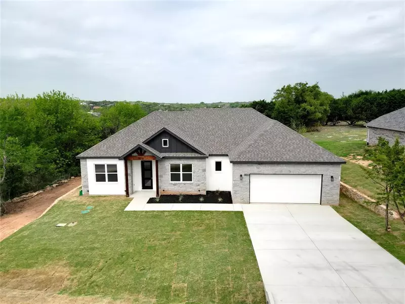5010 Terlingua Drive, Granbury, TX 76048