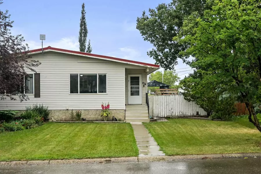834 Osler ST, Carstairs, AB T0M 0N0