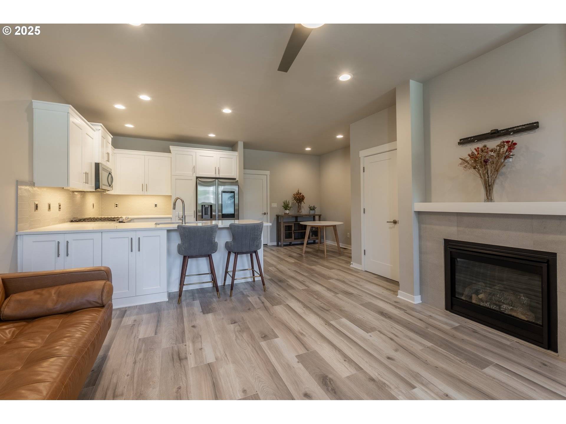 Hillsboro, OR 97123,4050 SE CENTURY BLVD