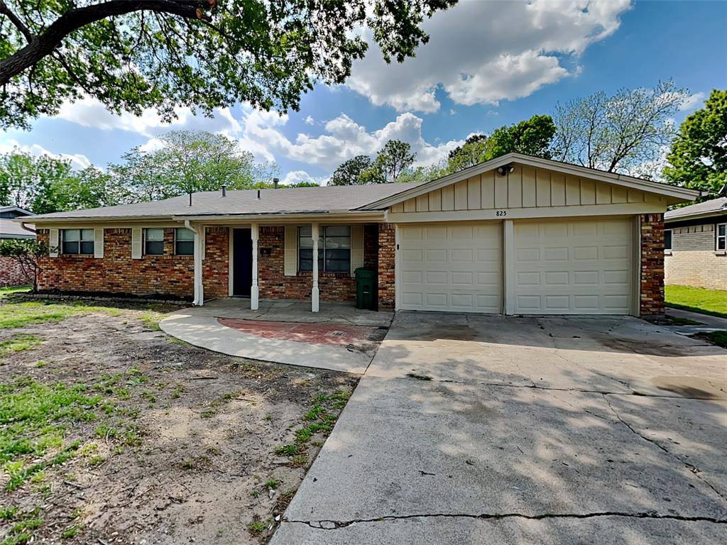Hurst, TX 76053,825 Livingston Drive