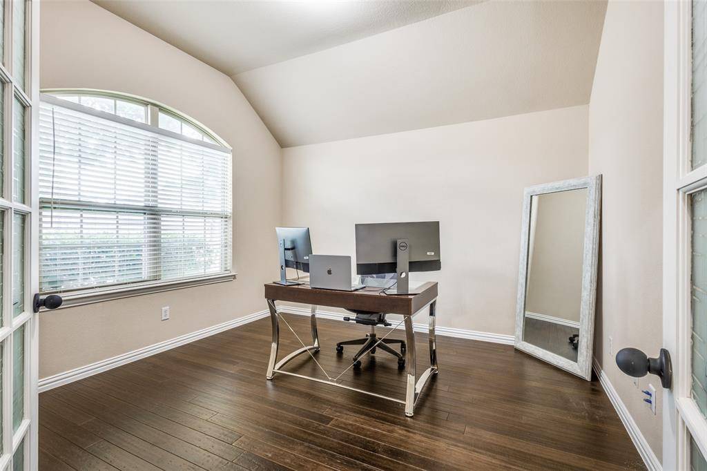 Mckinney, TX 75070,10721 Leesa Drive