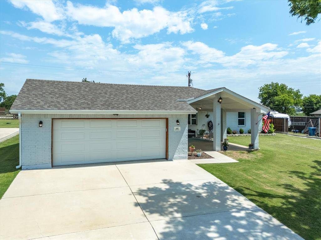 645 Woodcrest Drive, Lakewood Village, TX 75068