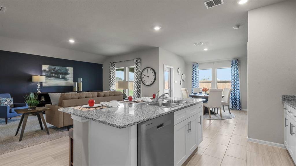 Fort Worth, TX 76108,9472 MINT HILL Drive