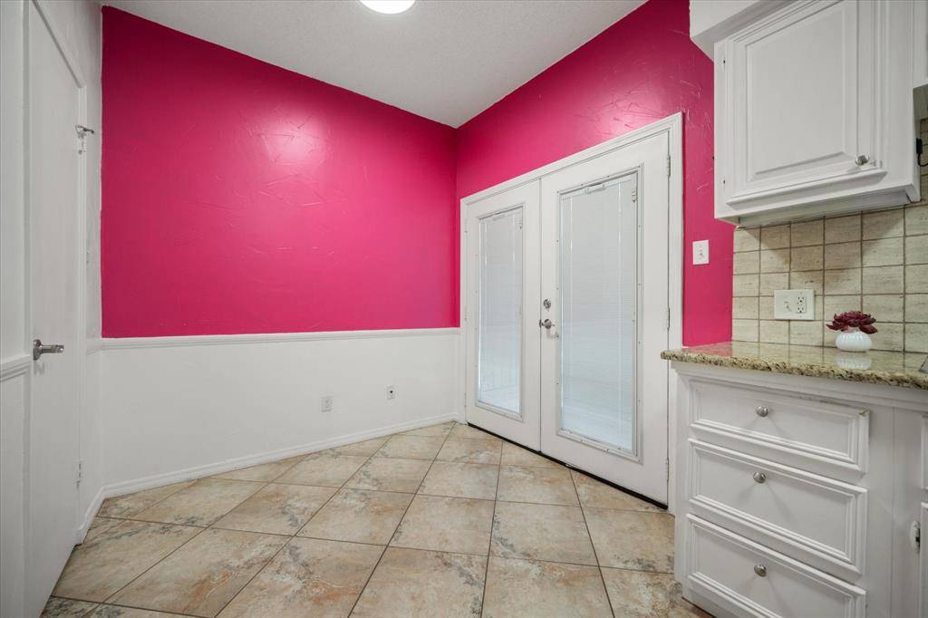 Fort Worth, TX 76109,4420 Harlanwood Drive #228