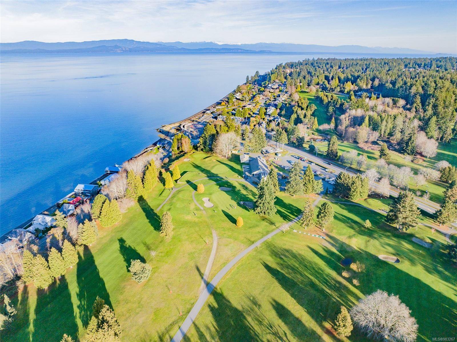 Qualicum Beach, BC V9K 1G8,441 Memorial Ave
