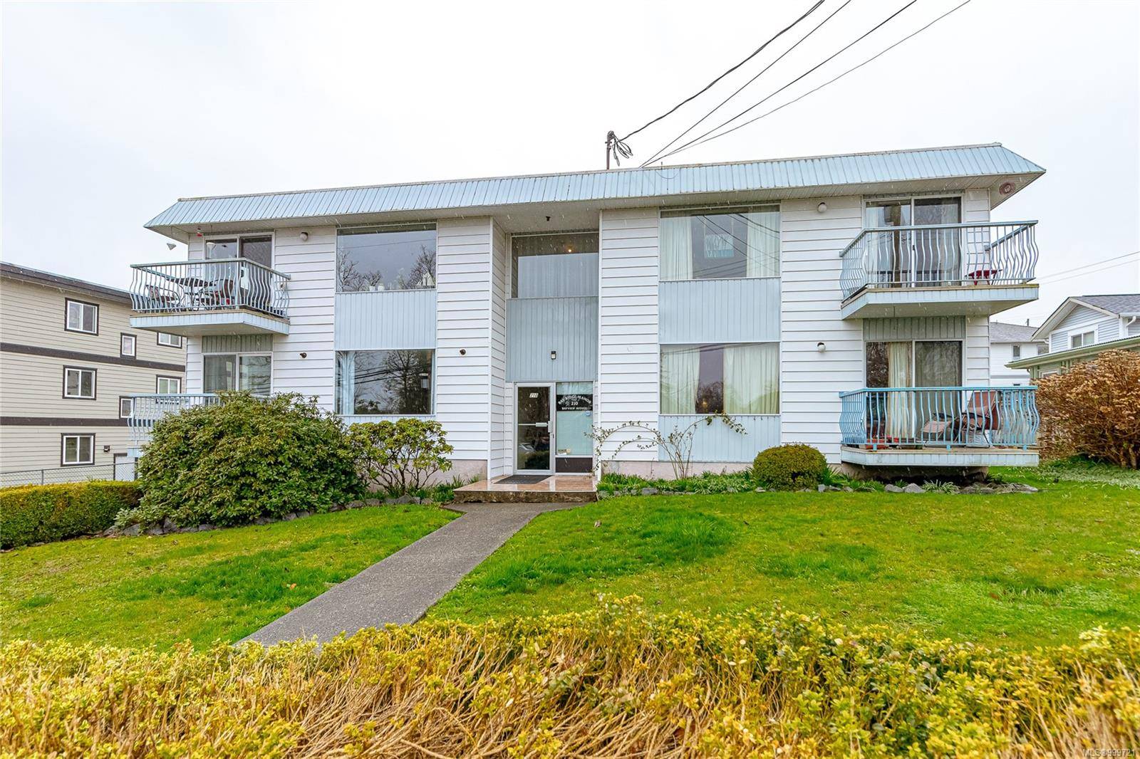 210 Bayview Ave, Ladysmith, BC V9G 1S8
