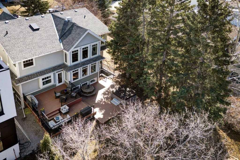 Calgary, AB T2M 1L4,1308 21 AVE NW