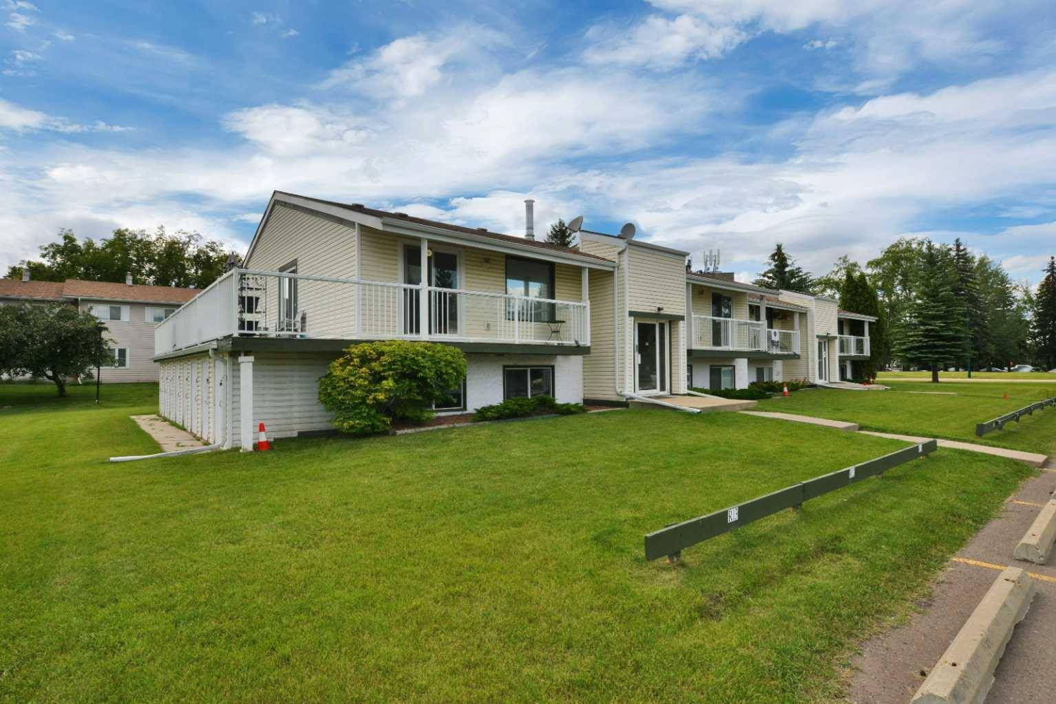 Red Deer, AB T4N 0B9,11 Stanton ST #31