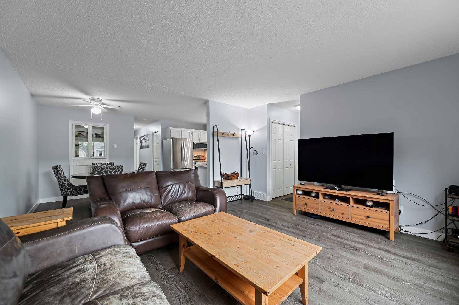 Carstairs, AB T0M 0N0,834 Osler ST