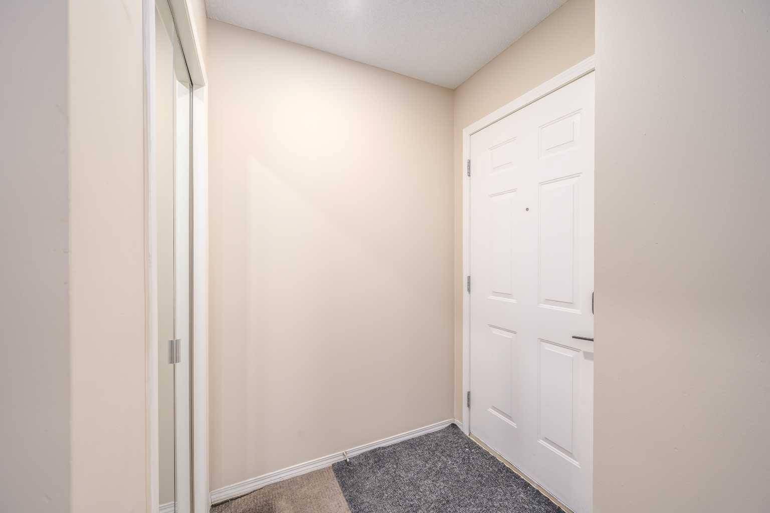 Calgary, AB T3J 5C2,111 Tarawood LN NE #2302