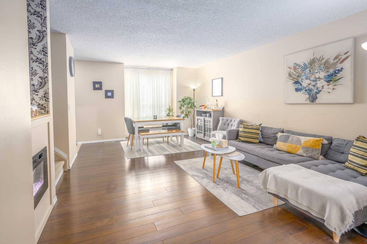 Calgary, AB T3J 5C2,111 Tarawood LN NE #2302