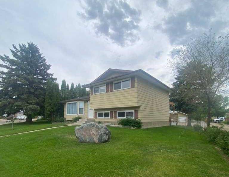 91 McNab Park ST, Brooks, AB T1R 1B8