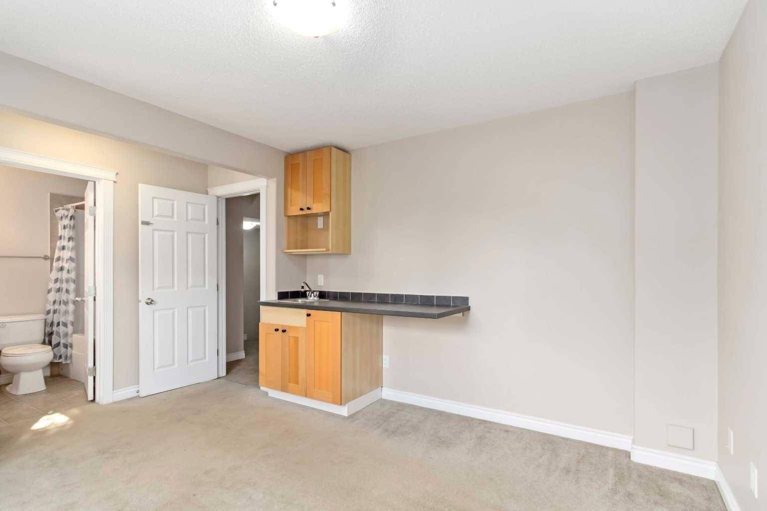 Fort Mcmurray, AB T9K0M2,313 MILLENNIUM DR ##69