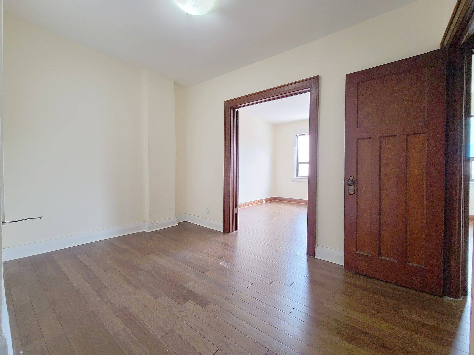 Toronto C02, ON M4W 2L6,1108 Yonge ST #D