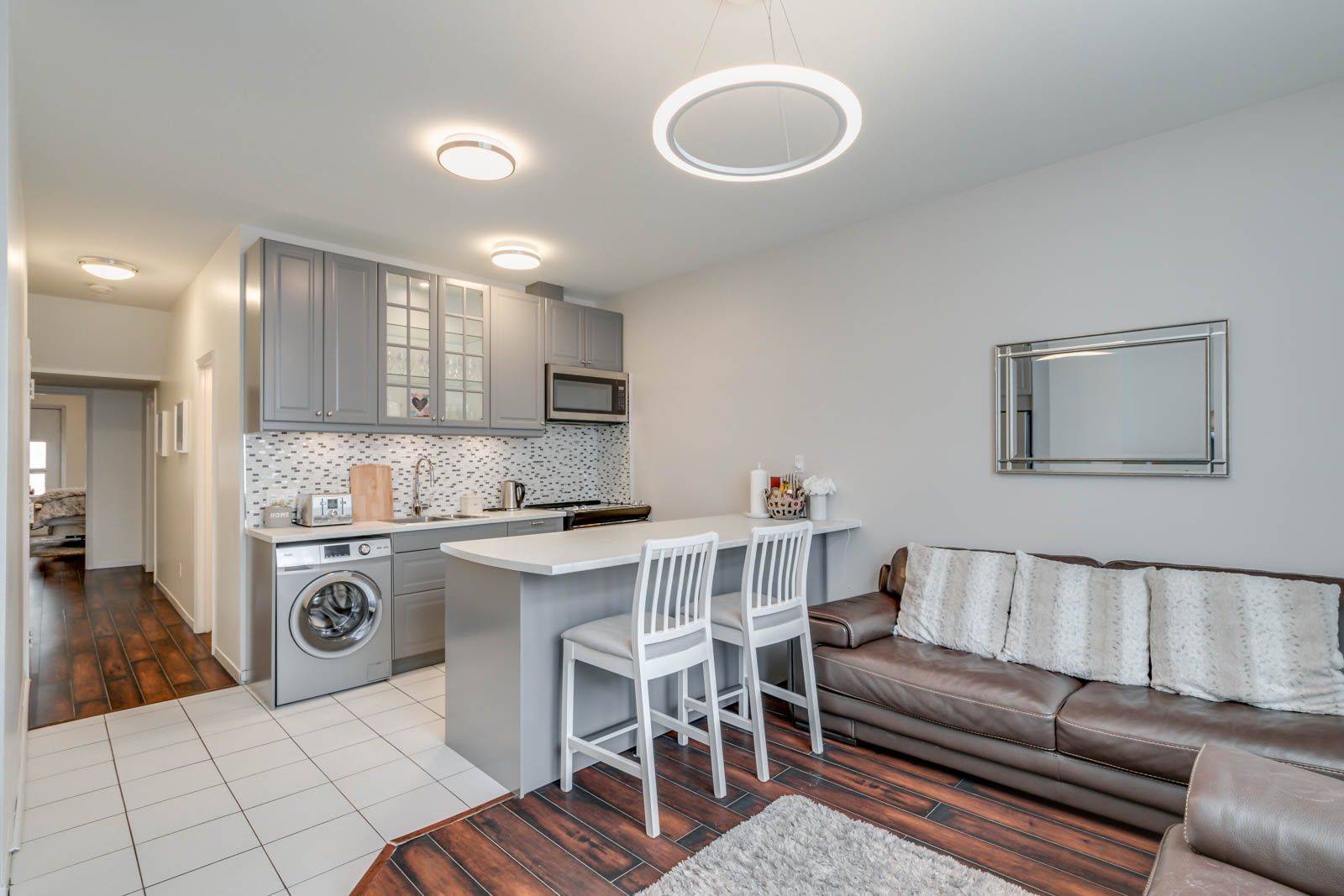 520 Bloor ST W #2 Floor, Toronto C02, ON M5S 1Y3