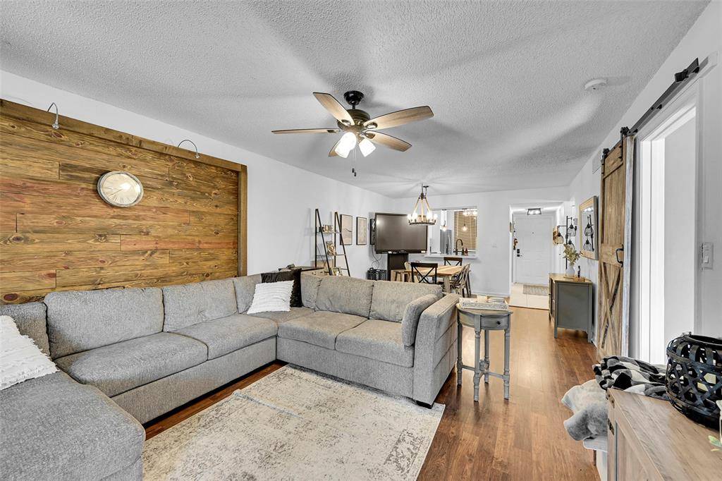 Plantation, FL 33322,8592 W Sunrise Blvd #206