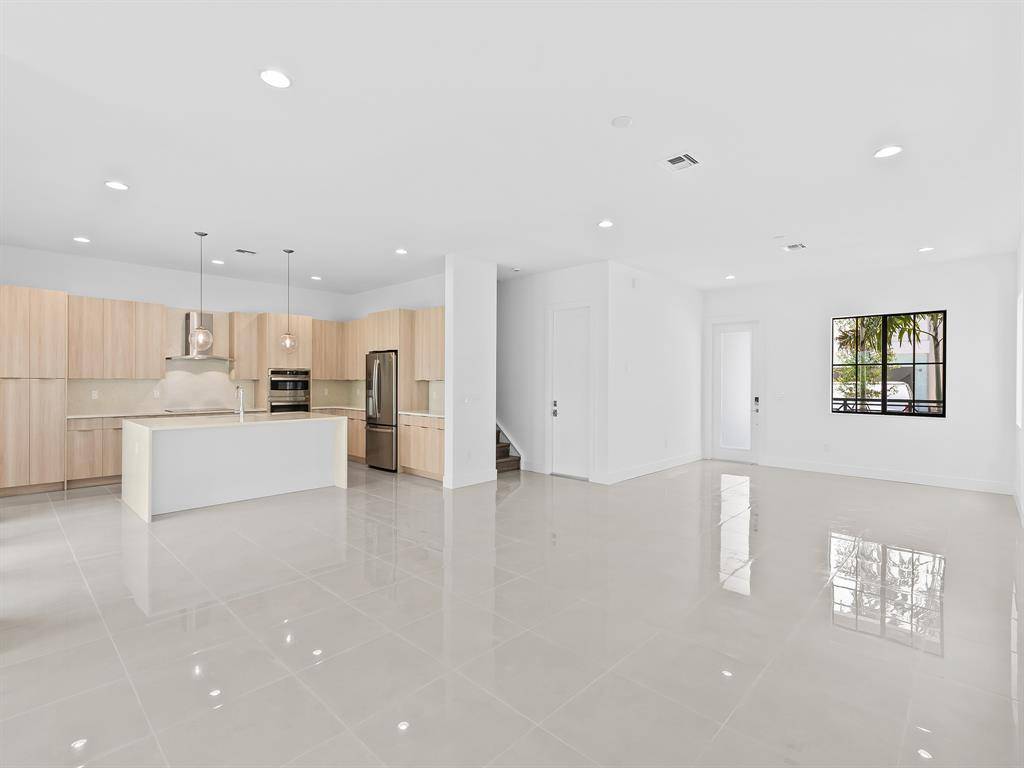 Fort Lauderdale, FL 33315,1425 SW 23rd Court