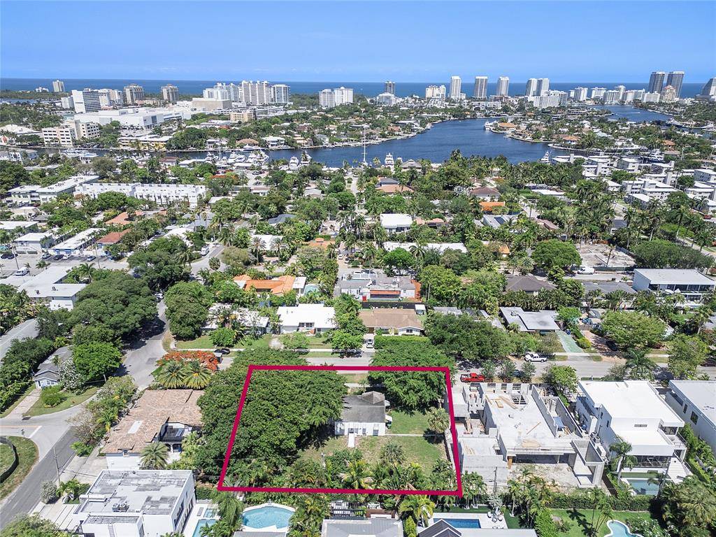 Fort Lauderdale, FL 33304,743 N Victoria Park Rd