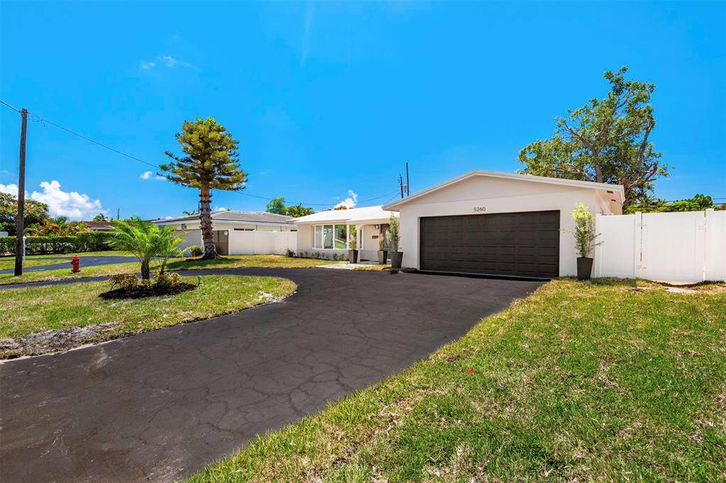 Fort Lauderdale, FL 33334,5260 NE 17th AVE