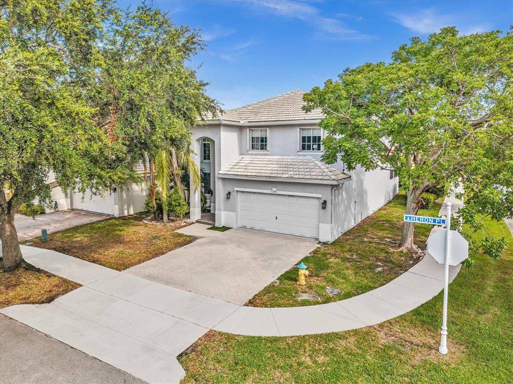 5040 Heron Pl, Coconut Creek, FL 33073